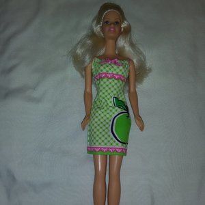 Vintage 2001 Fruit Style Barbie Doll Green Apple